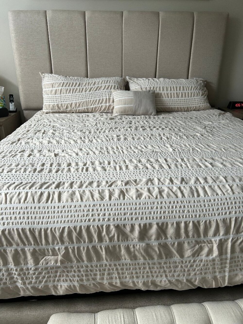 Comforter Set - King Size - Color: Tan Stripe and White
